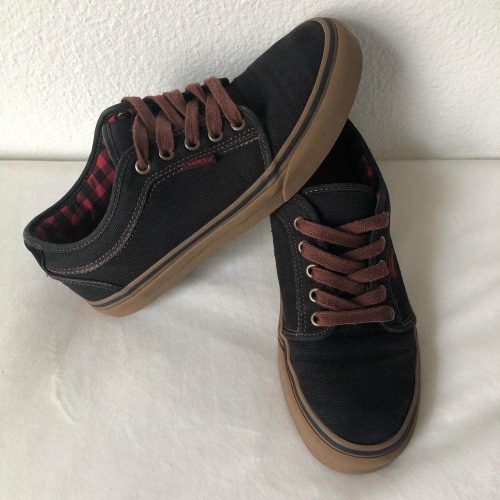 USED VANS CHUKKA LOW SIZE 7 SKATE BOARDING SHOES
